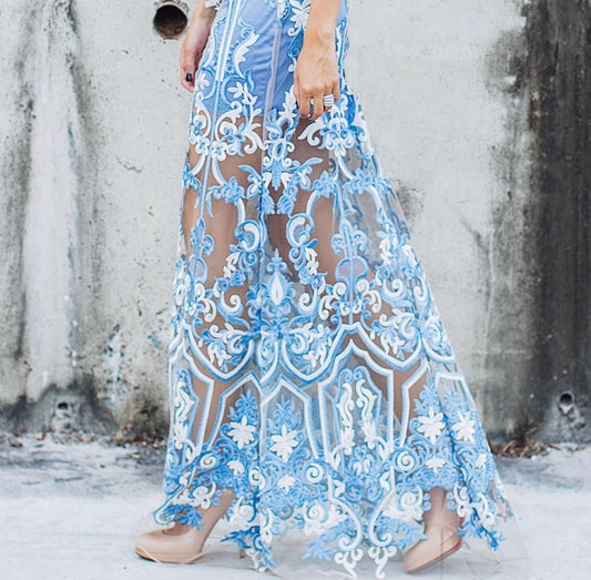 VESTIDO TULE BORDADO