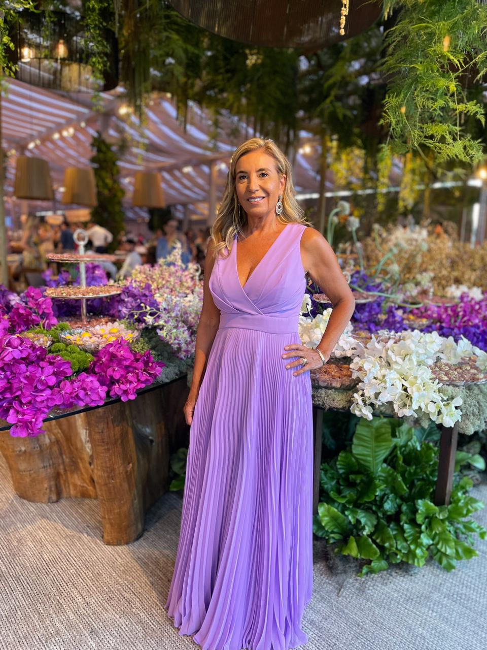 VESTIDO PLISSADO 3D DECOTE