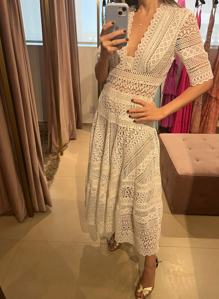VESTIDO MIDI ENTREMEIOS RENDA GUIPIR BRANCA