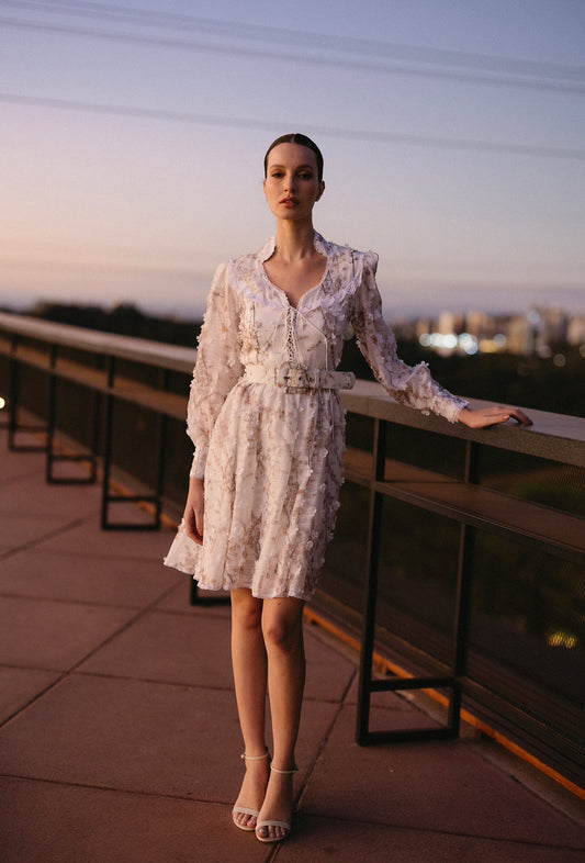 VESTIDO CAMBRAIA ESTAMPADA BORDADO FLORES 3D