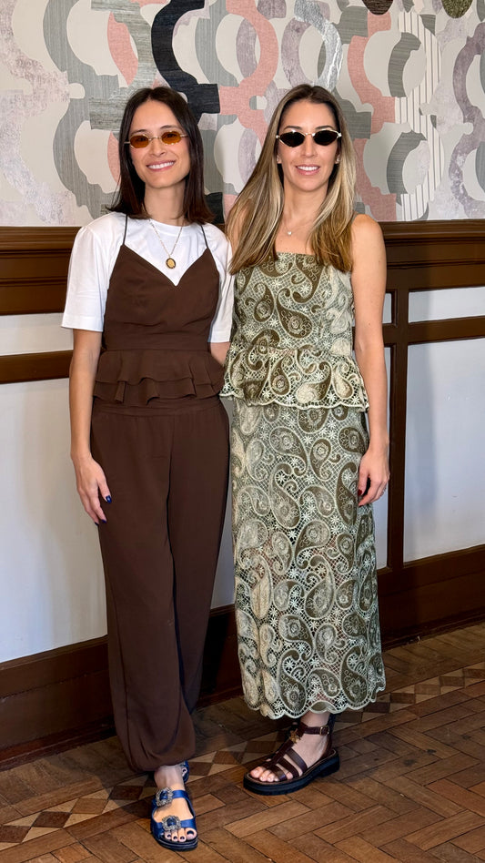 Conjunto top peplum + saia midi renda aveludada