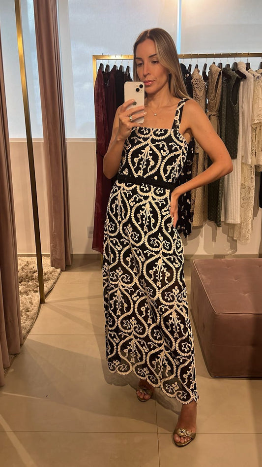 Vestido Renda Bordado